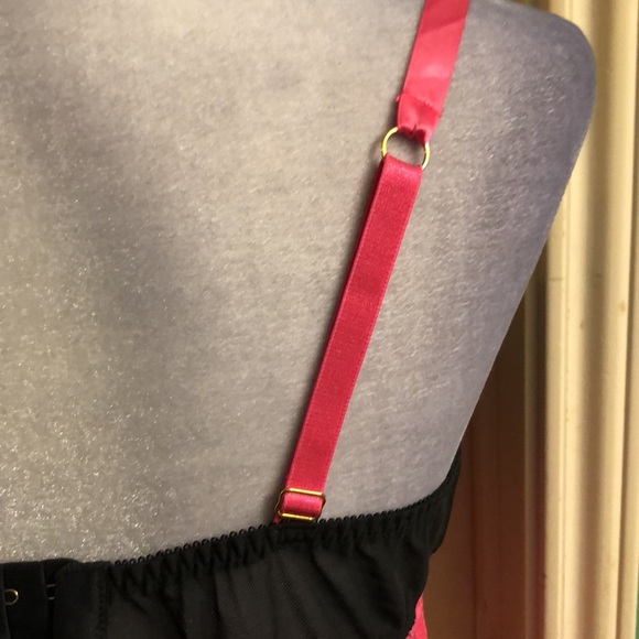 Cacique Seriously Sexy Chemise & Thong - Picture 7 of 15